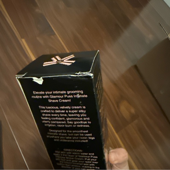 Booty Parlor Intimate Shave Cream Glamour Puss 8oz NEW - Picture 9 of 9